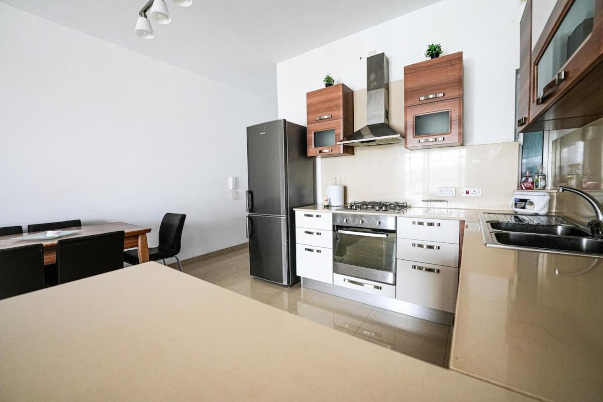Appartement Seaview Flat In Mellieha's Heart *