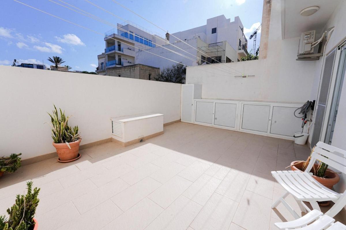 Seaview Flat In Mellieha's Heart *