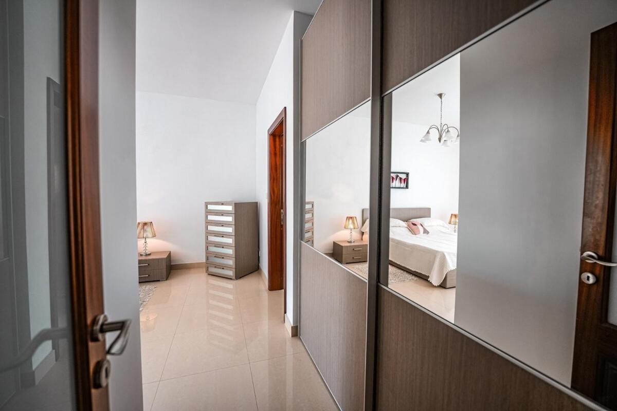Appartement Seaview Flat In Mellieha's Heart *