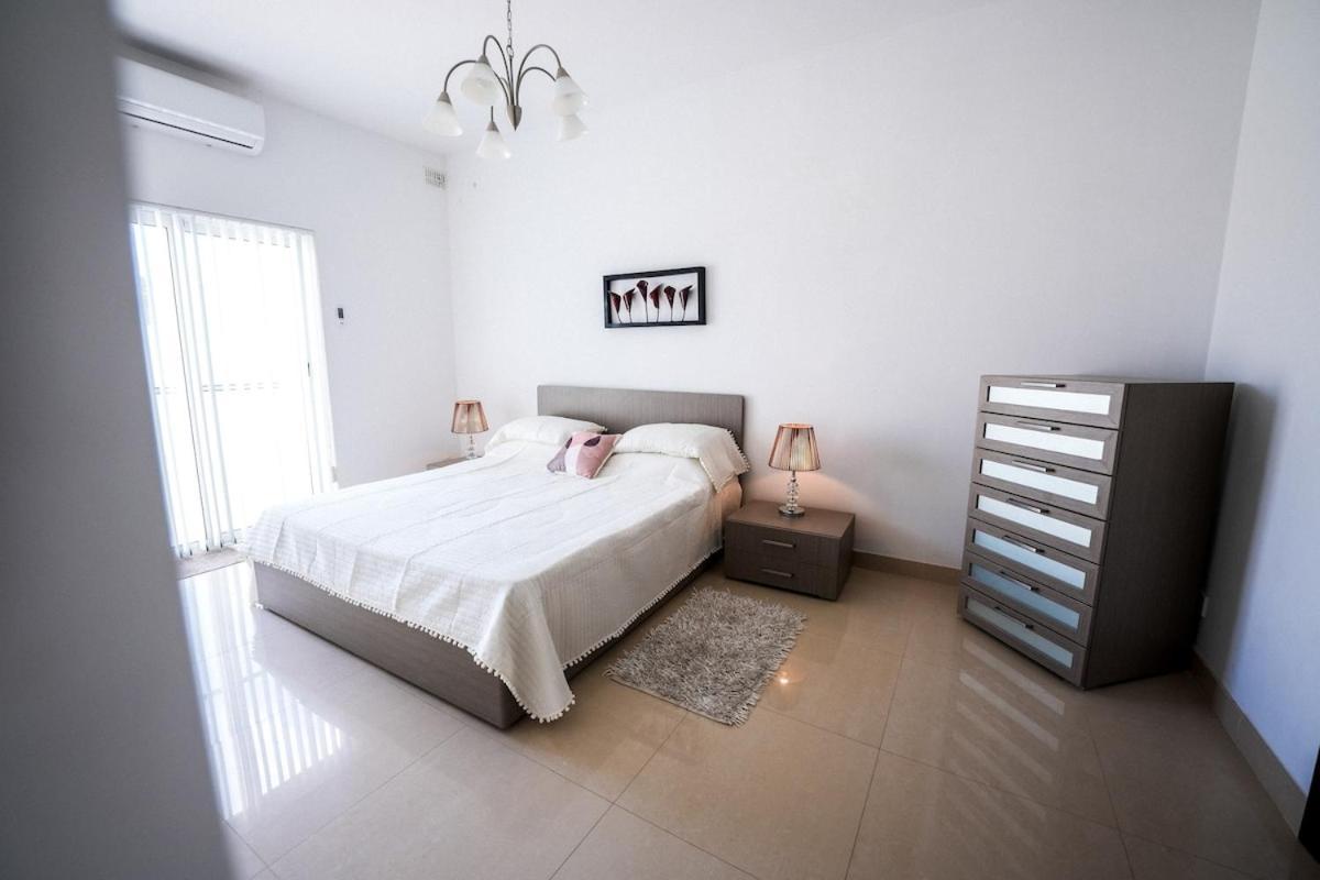 Seaview Flat In Mellieha's Heart * Is-Sellum