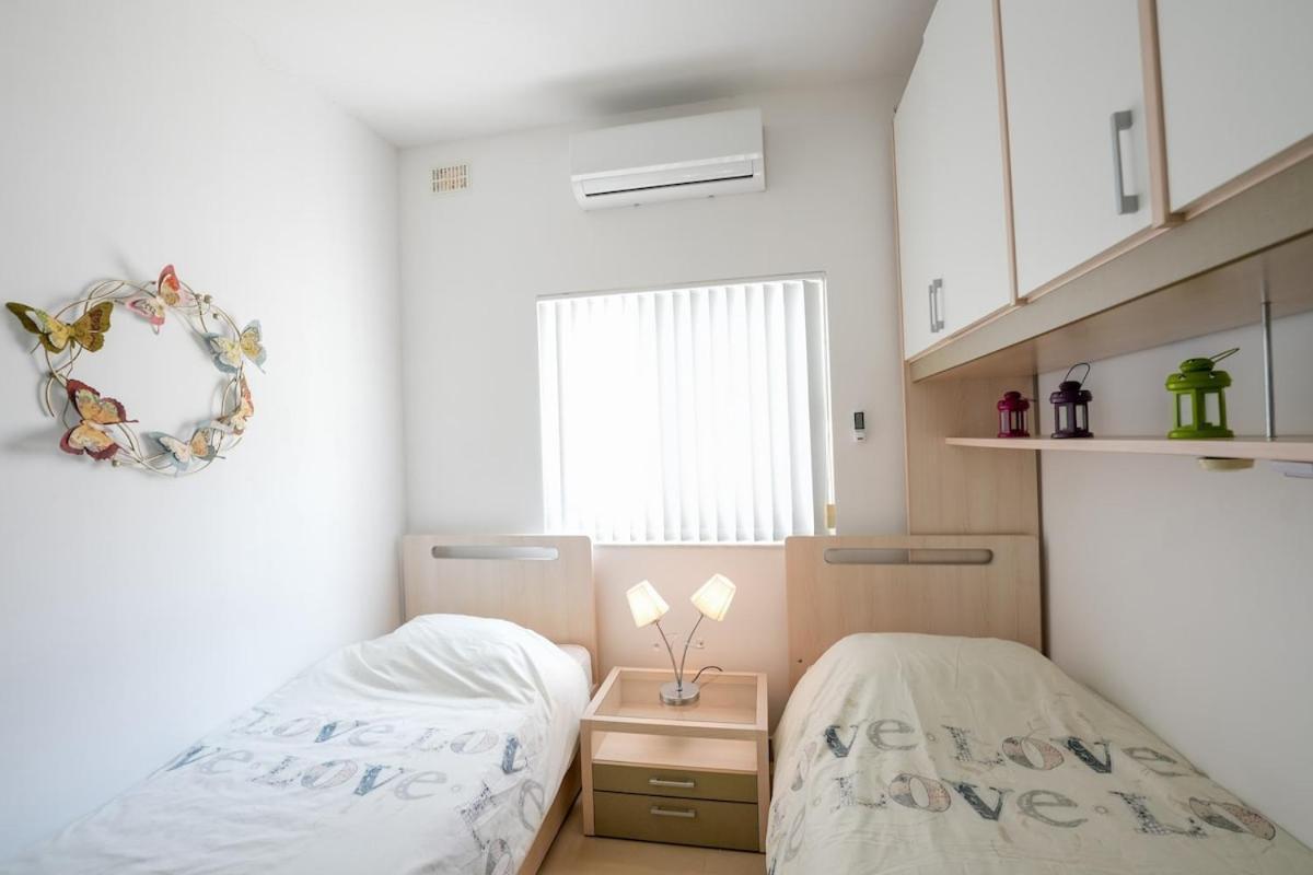 Seaview Flat In Mellieha's Heart * Is-Sellum