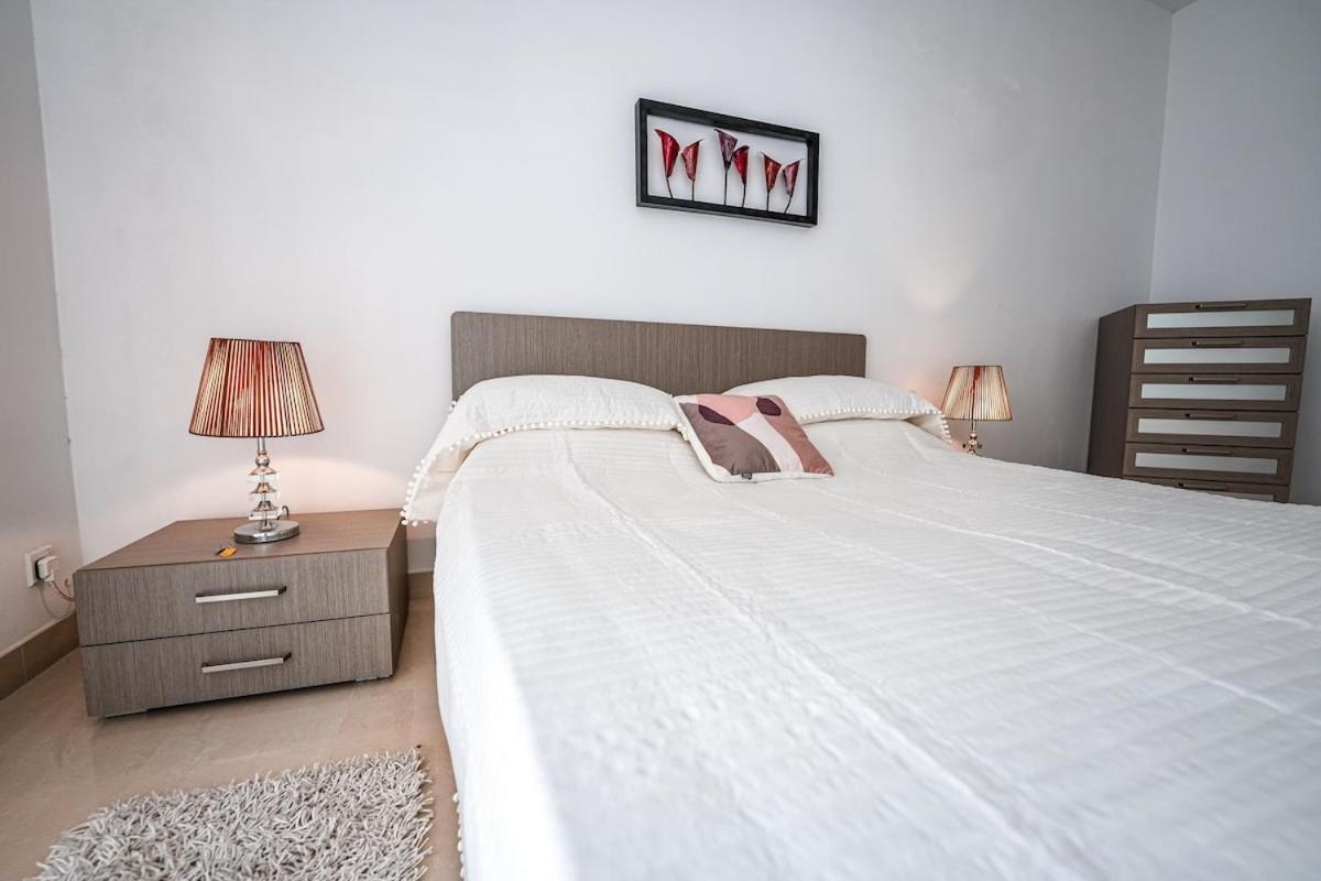 Seaview Flat In Mellieha's Heart