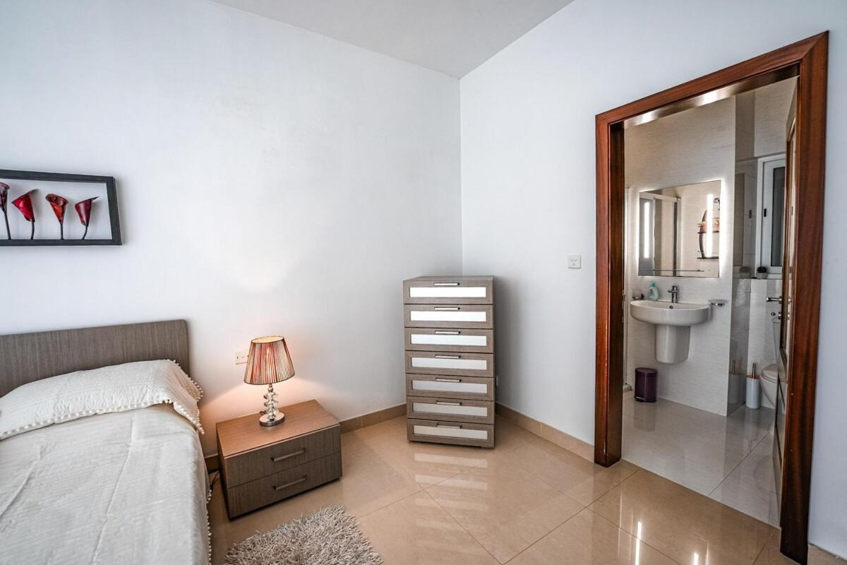 Seaview Flat In Mellieha's Heart Is-Sellum